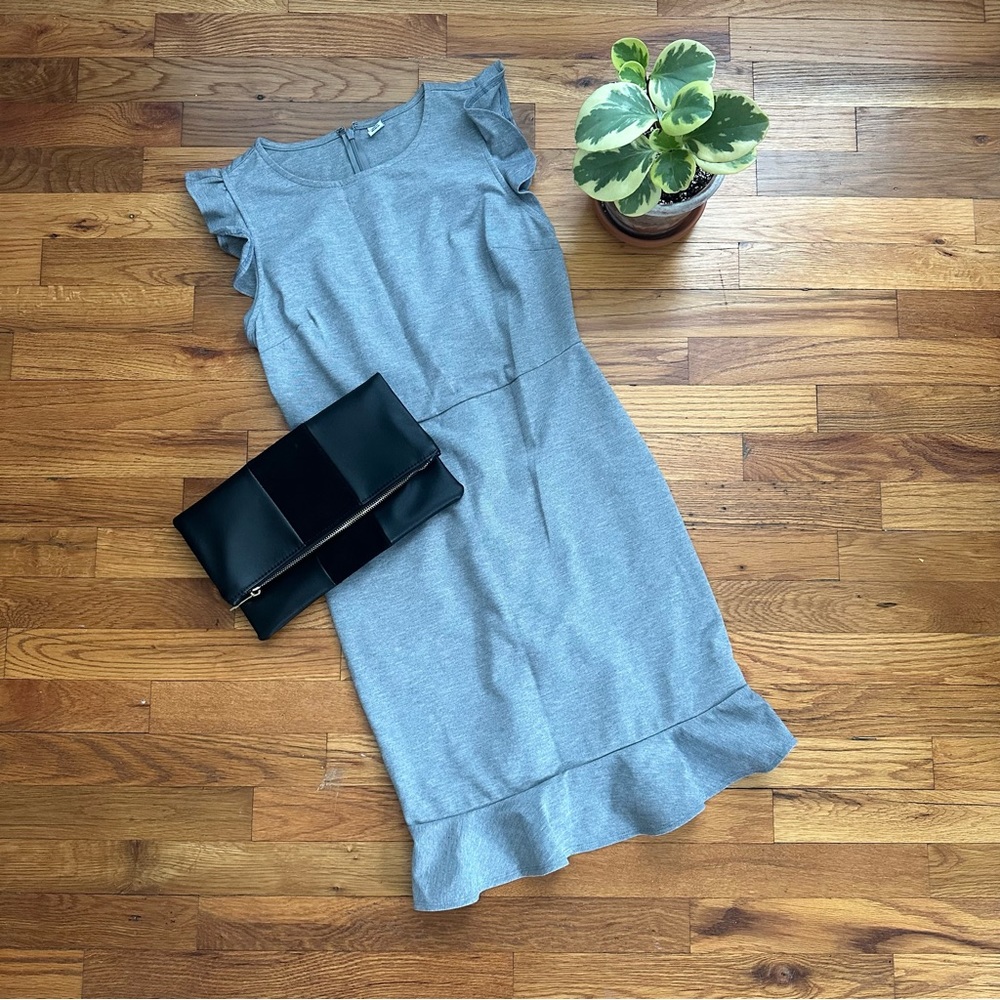 Old Navy Grey Ruffled Ponte Knit Sheath Dress